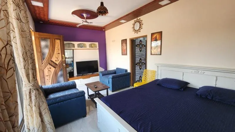 Jay Farmhouse 🛏️ Bedroom